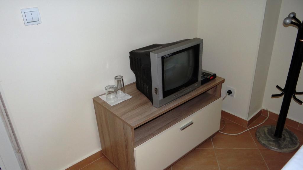 ホテル ゲストルームズ コム ソフィア 部屋 写真